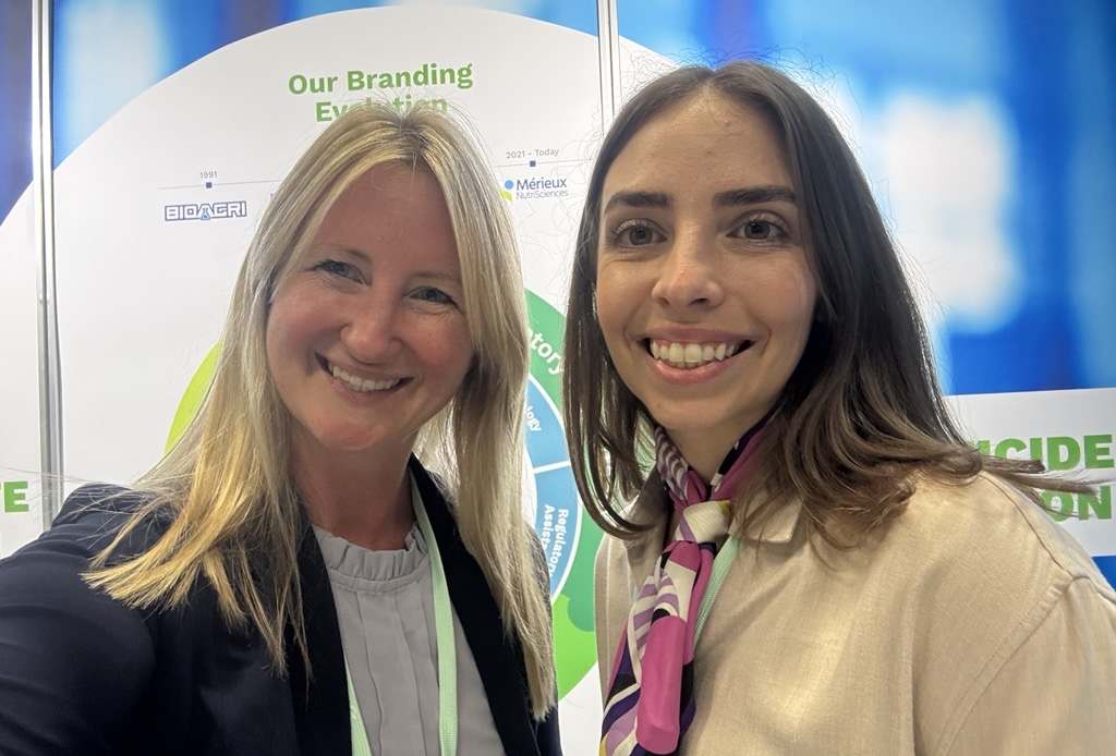 From left: AgriBusiness Global Editor Sarah Webb with Letícia Rossi, Business Development, Mérieux NutriScieces, Brasil. 